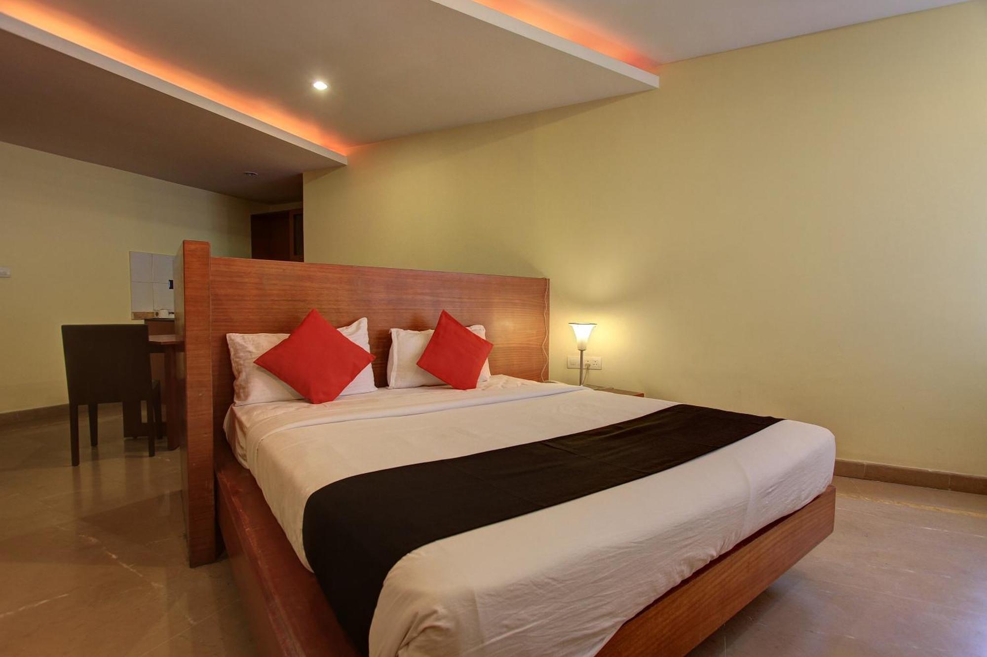 Hotel Collection O Sri Sai Palace 4*