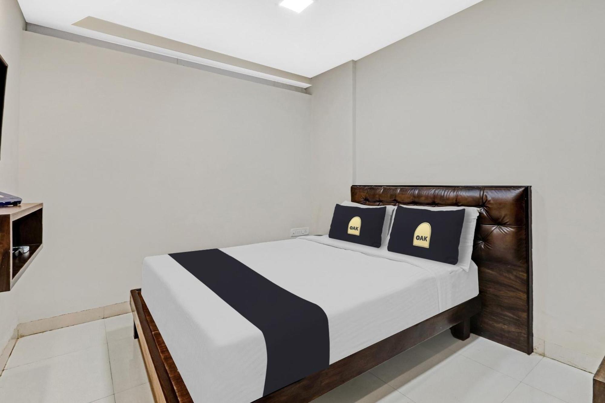Collection O Sln Orchid Business Hotel Bangalore