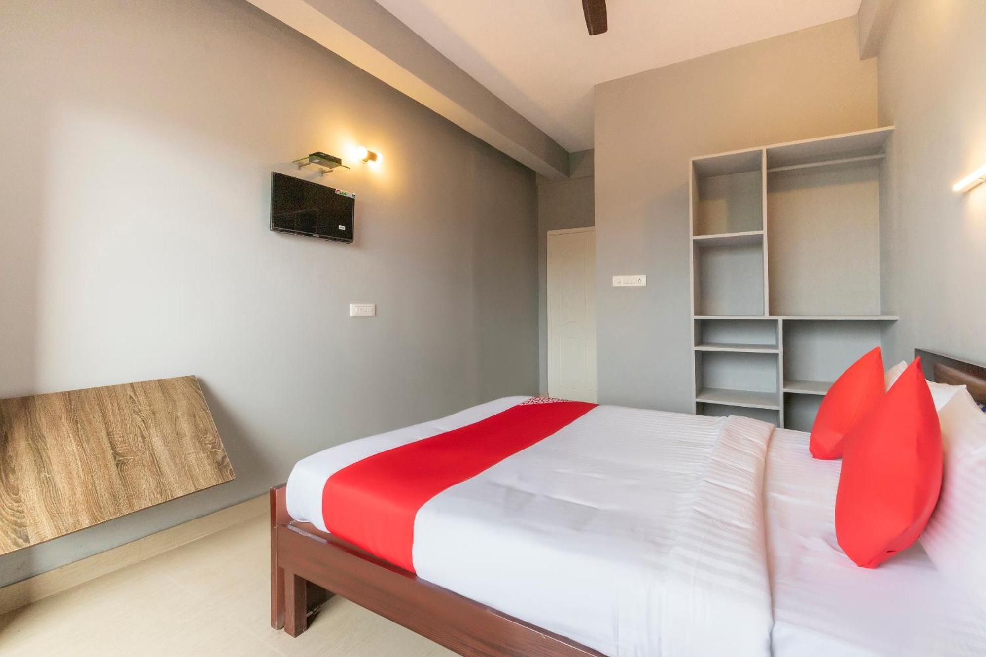Hotel O Gold Inn Grey Hotel