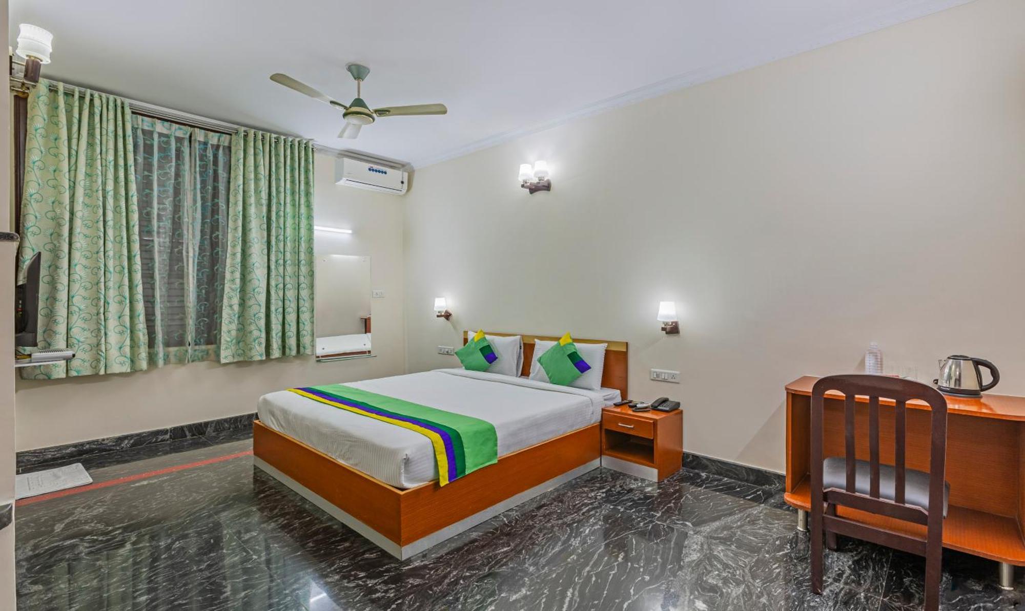 Treebo Akshaya Residency Hotel