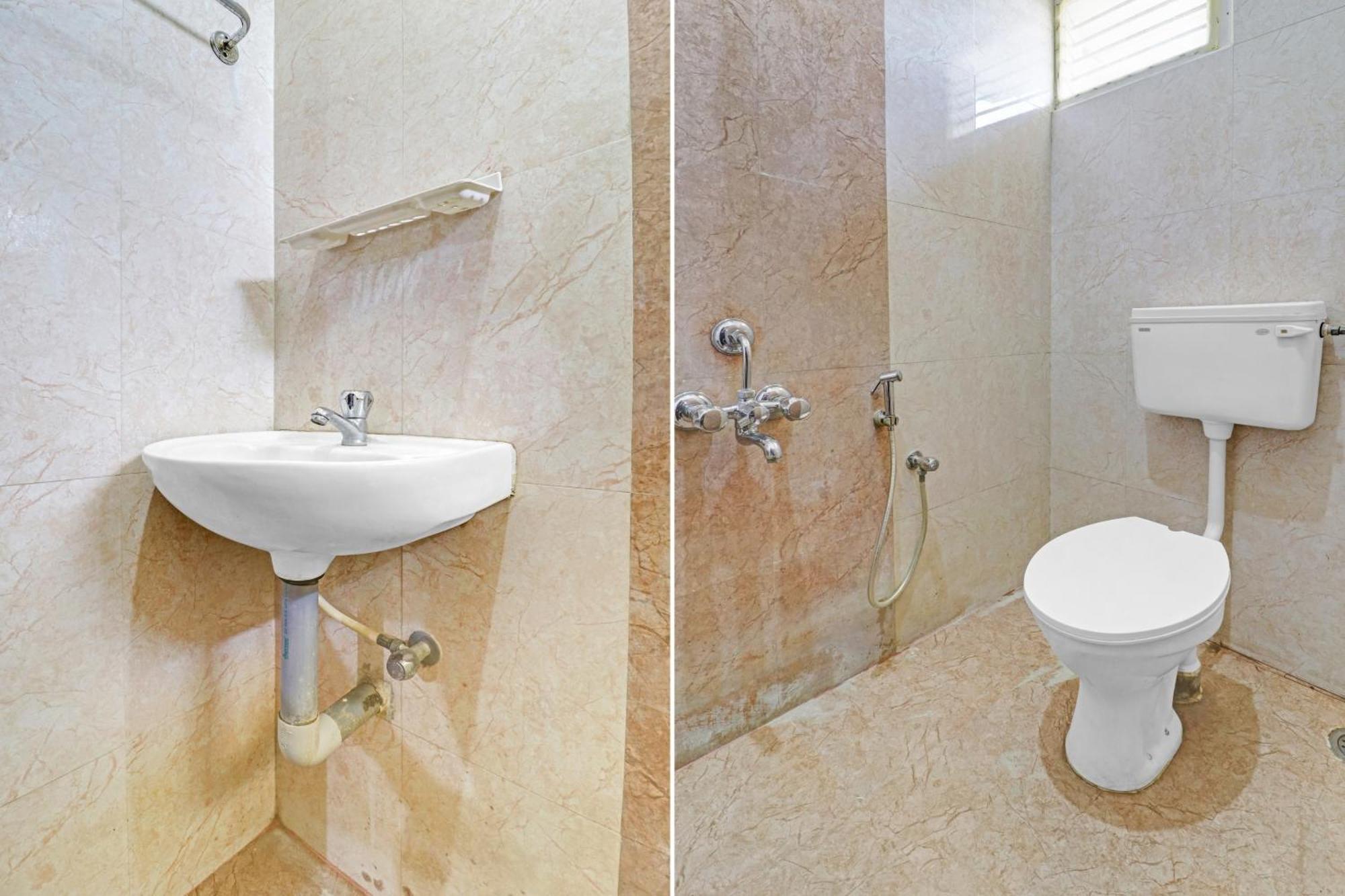 Super O Mn Residency Near Ragigudda Sri Prasanna Anjaneyaswamy Temple Hotel