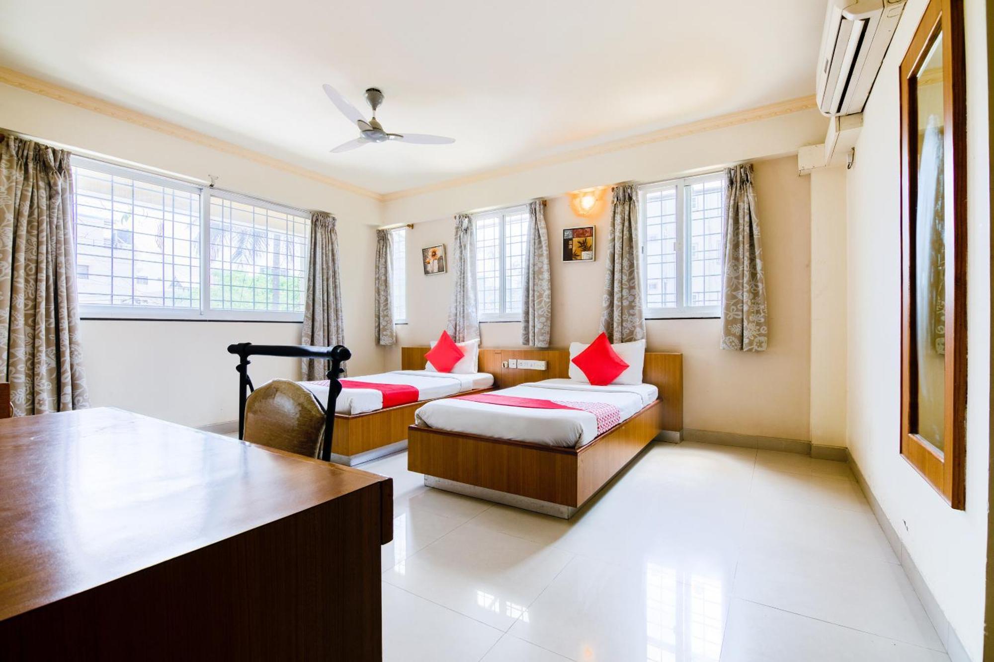 Flagship Aayush Corporate Near Nexus Mall Koramangala 3*