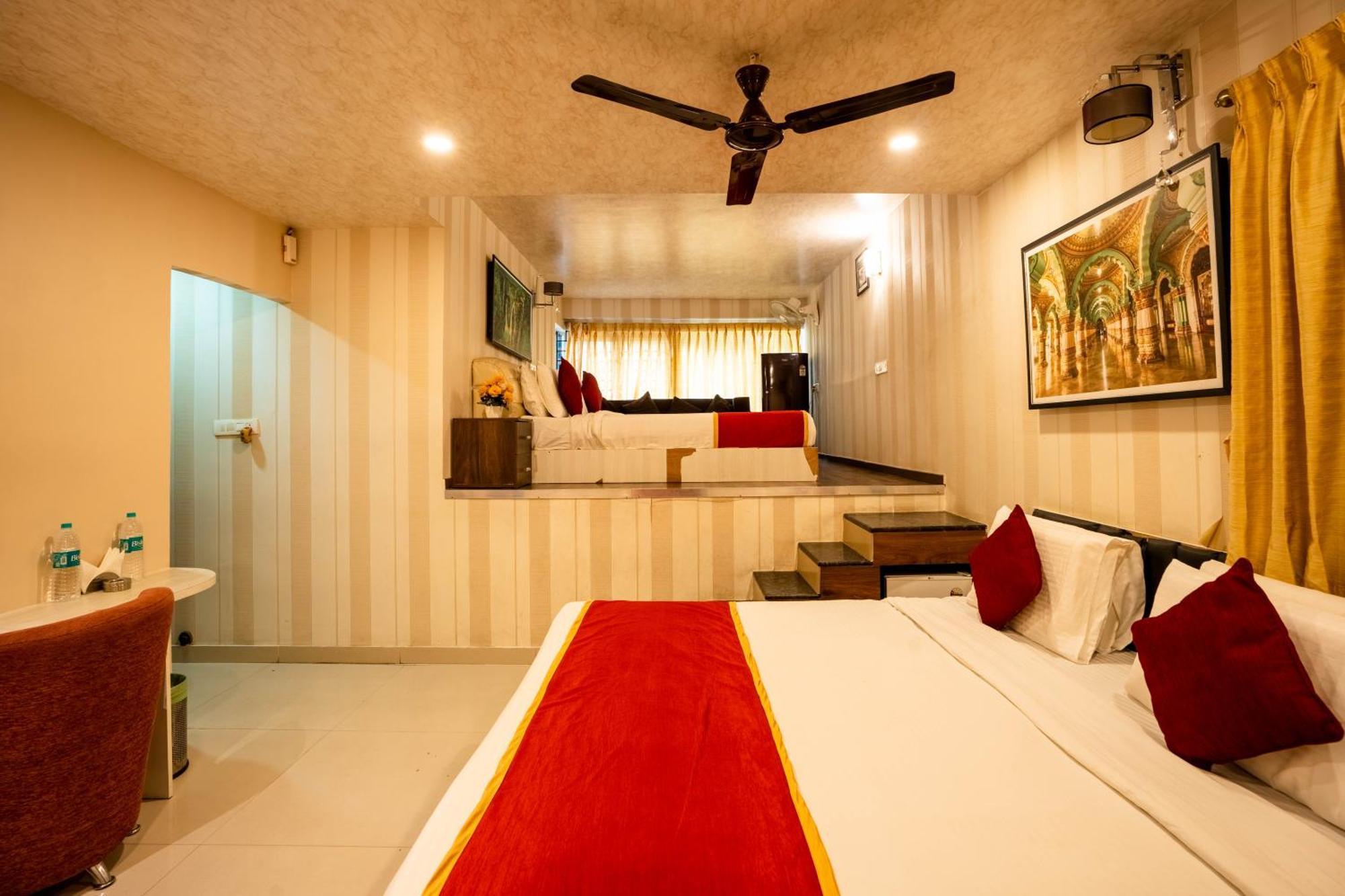 Hotel Seasons Suites - Koramangala 3*