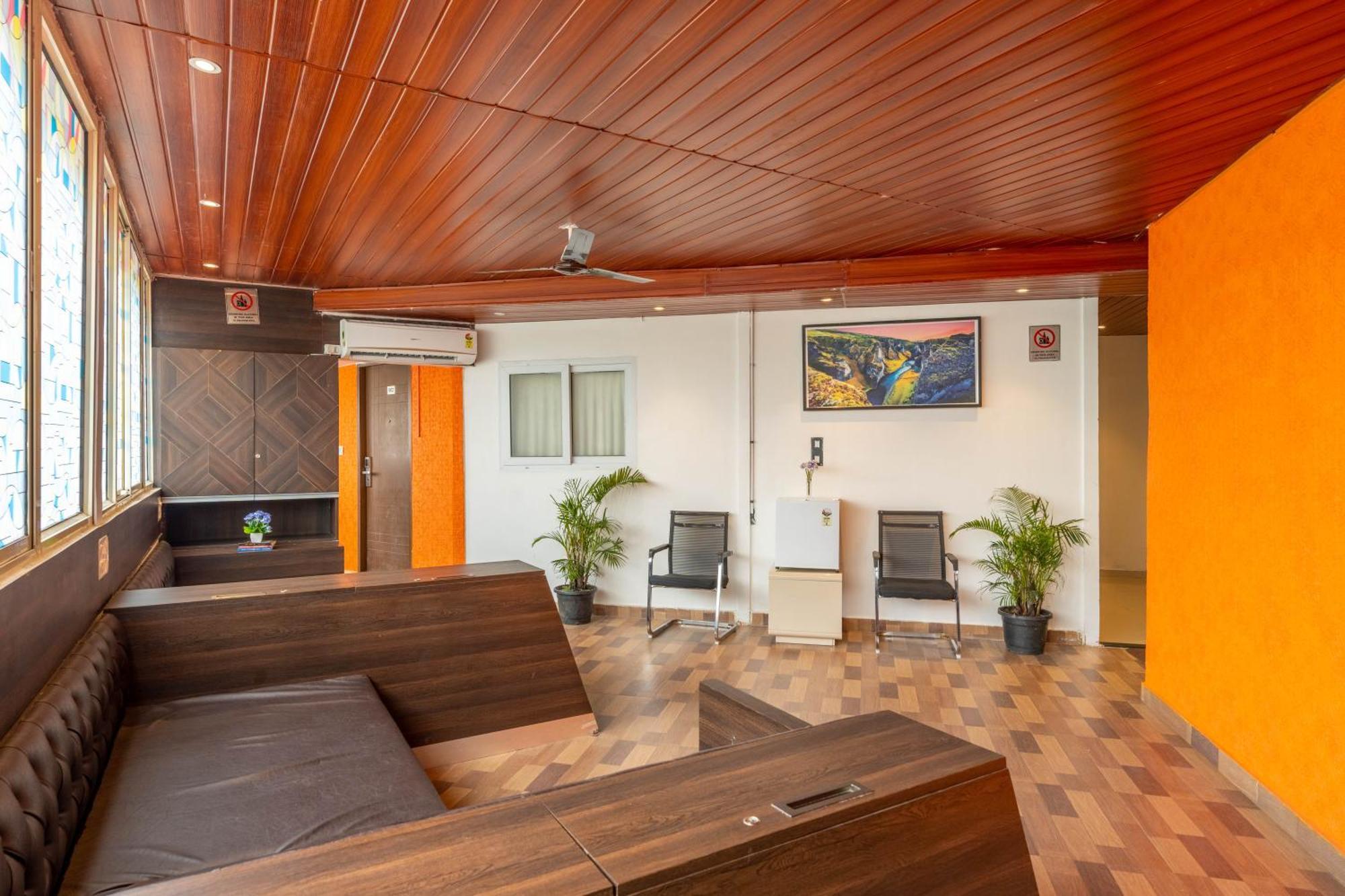 Seasons Suites - Koramangala 3*