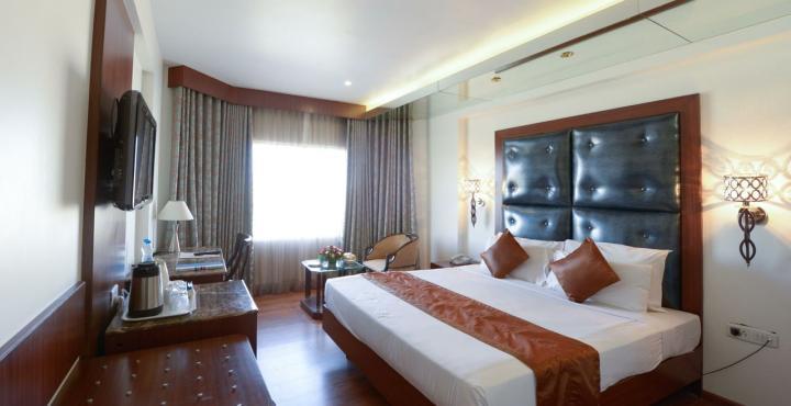 Hotel The Infantry Bangalore