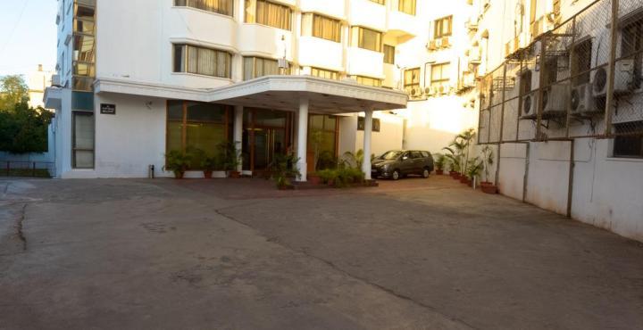 Hotel The Infantry Bangalore