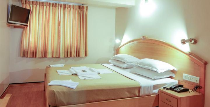 Oyo 15781 Shree Adiga Residency 3* Bangalore