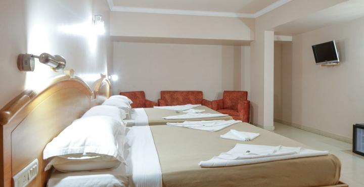 Pensão Oyo 15781 Shree Adiga Residency 3*