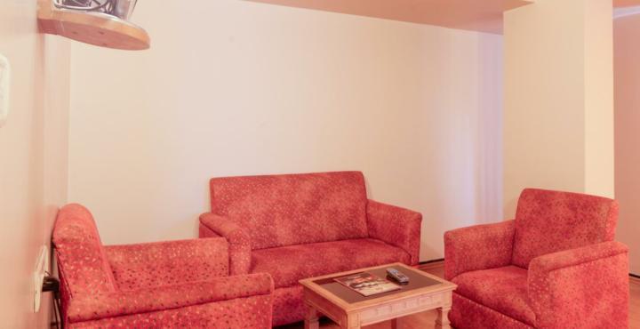 Oyo 15781 Shree Adiga Residency 3*