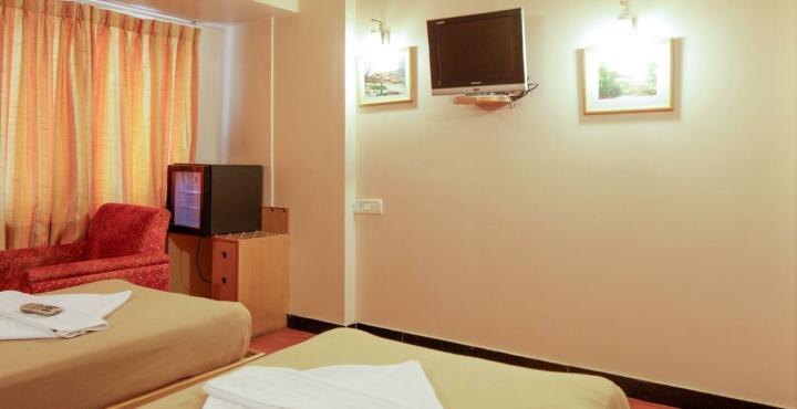 Oyo 15781 Shree Adiga Residency