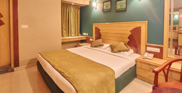 Manpho Bell & Convention Center 3* Bangalore