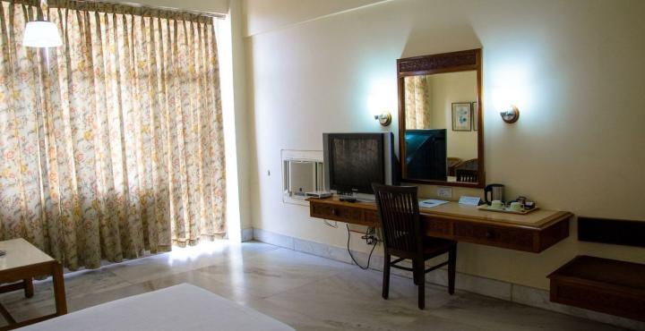 Woodlands Hotel