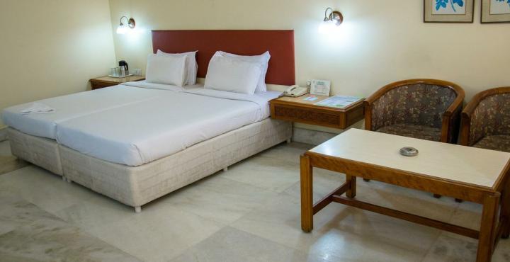 Hotel Woodlands 3*