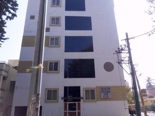 Guest house Mayur Suites *