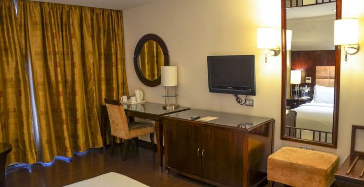 Hotel Citadel Sarovar Portico Bangalore