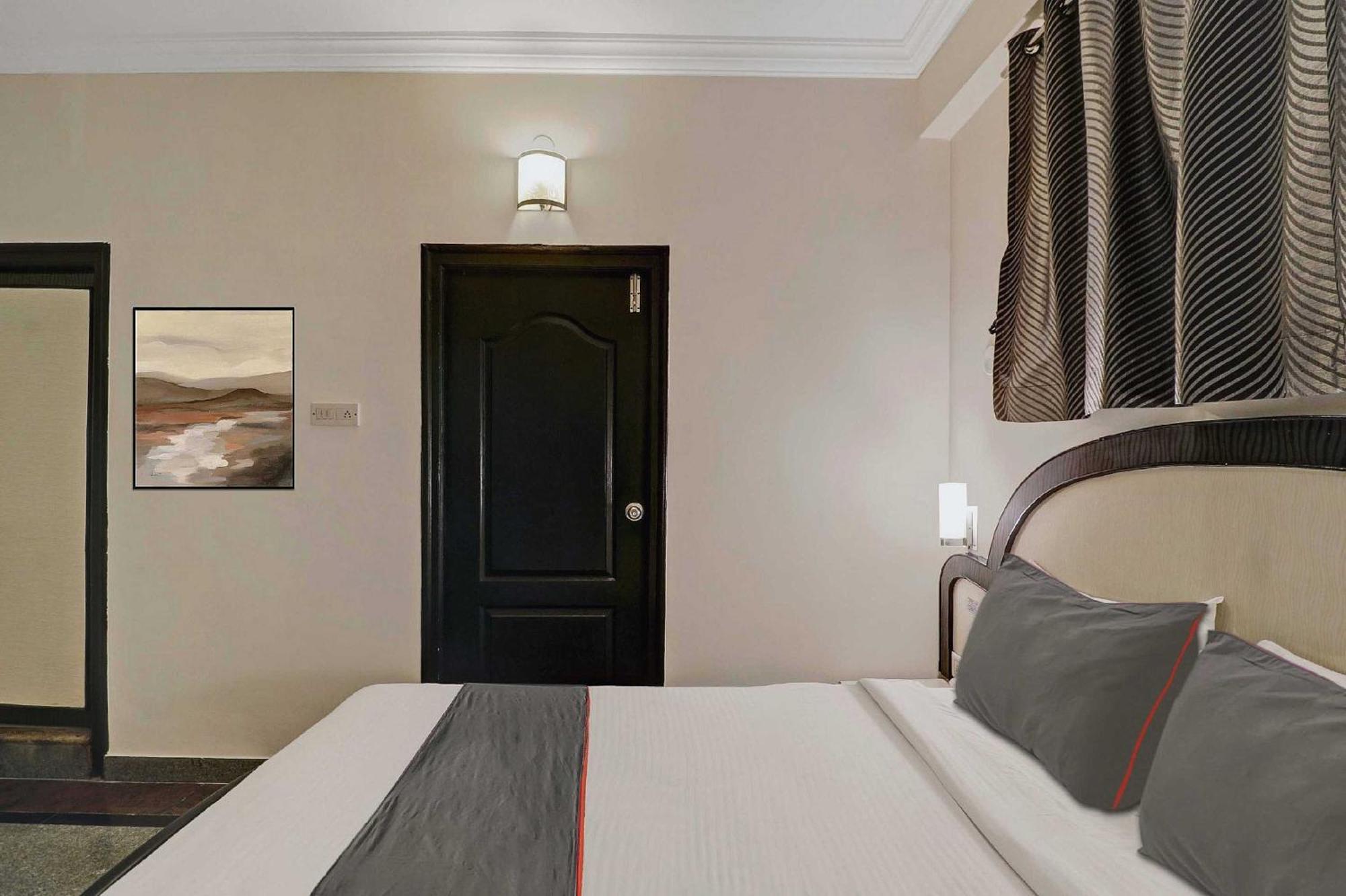 Collection O Sabharwal Residency Near Lalbagh Botanical Garden