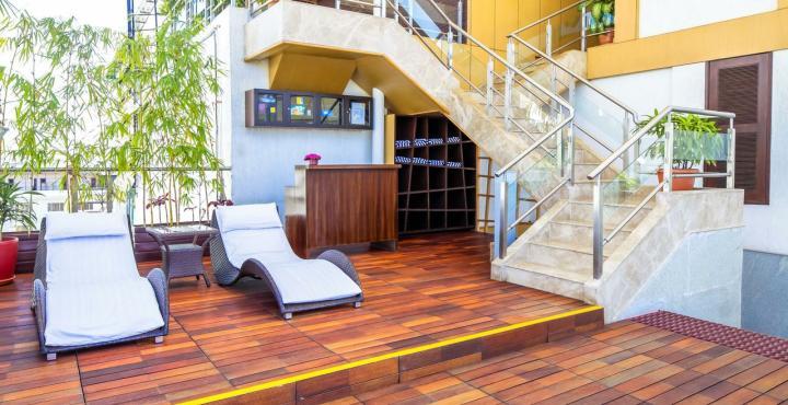 Iris The Business Hotel