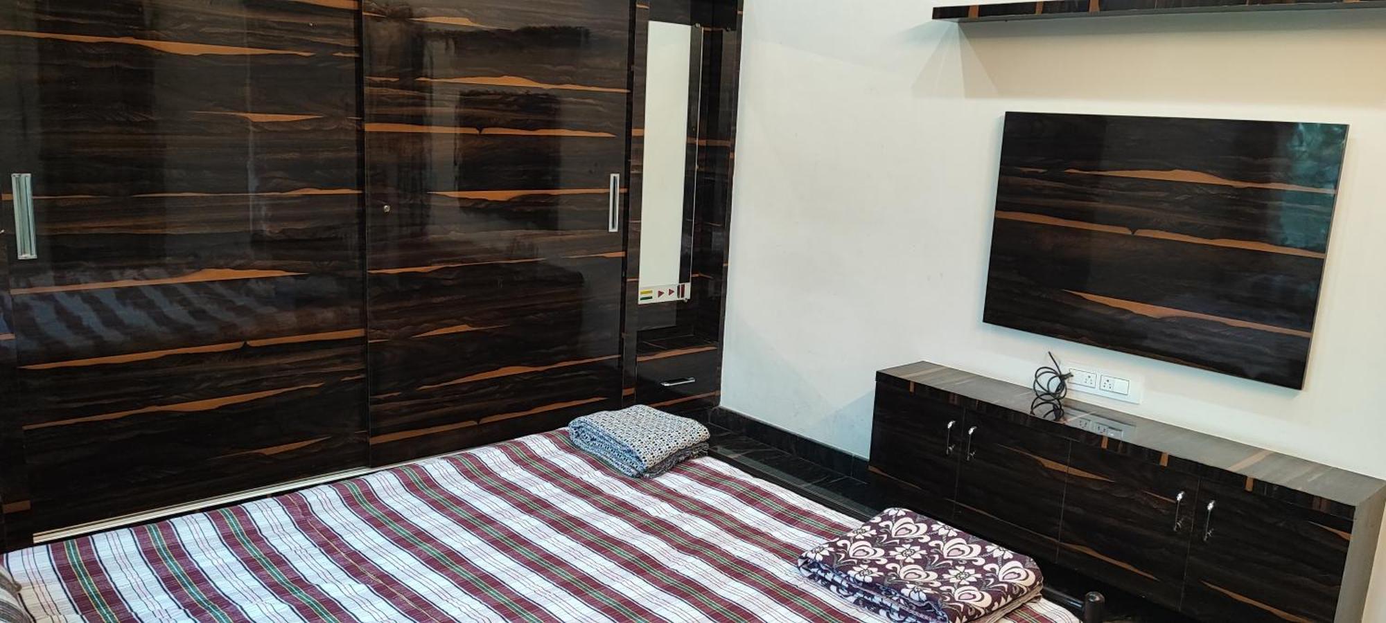 Rrm - Jambu Savari Dinne Bangalore
