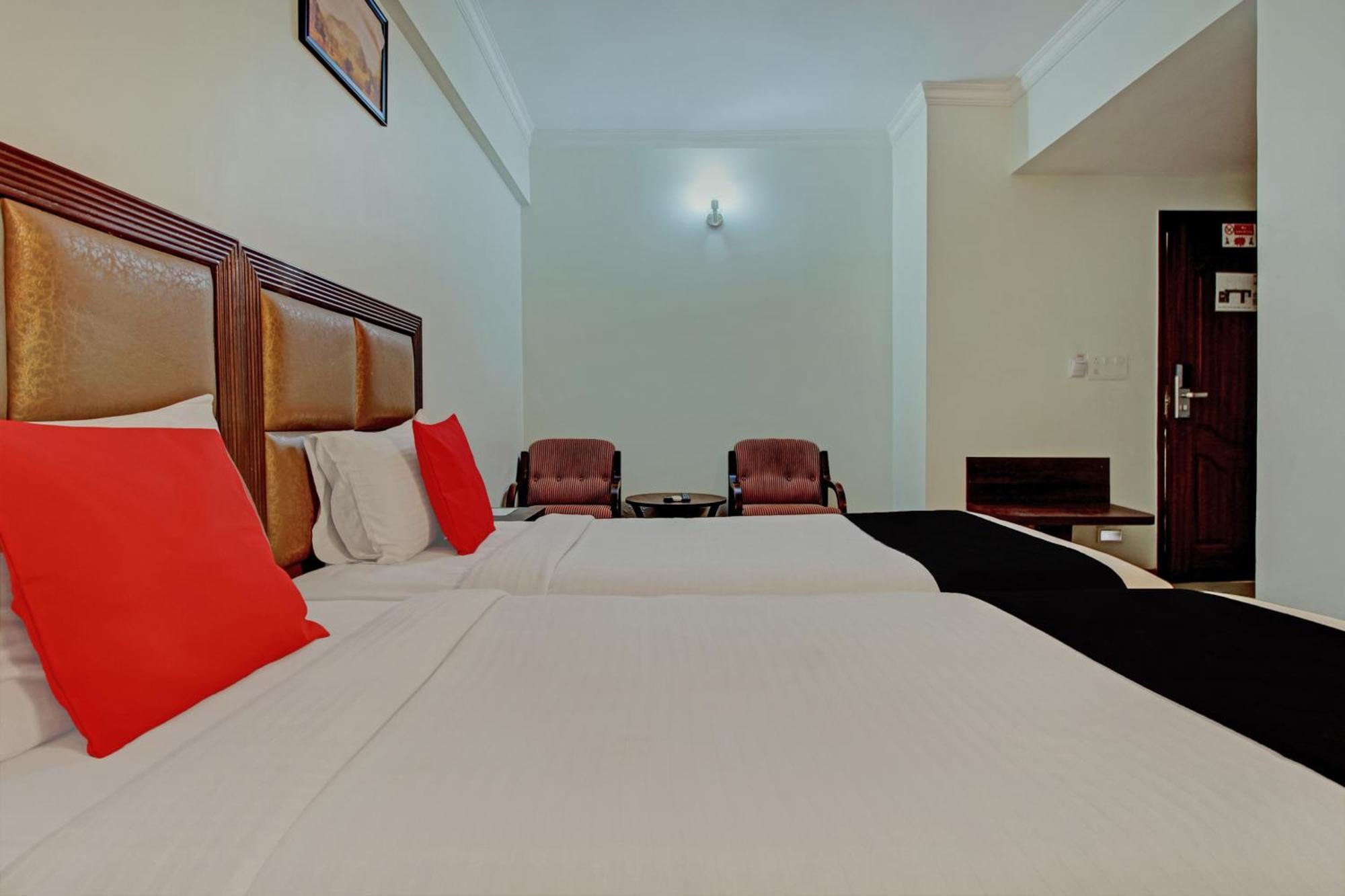 Capital O Sri Krishna Near 7d Voyage Hotel