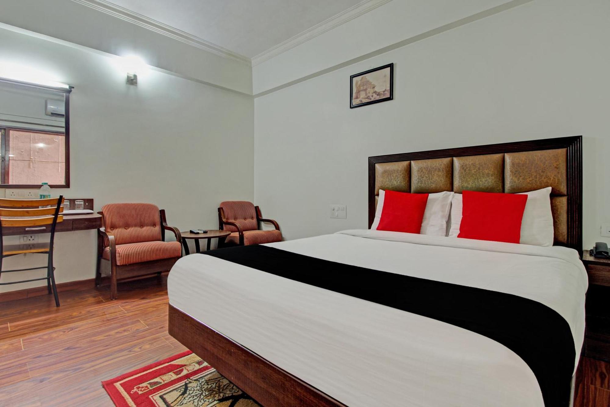 Capital O Sri Krishna Near 7d Voyage Hotel 3*