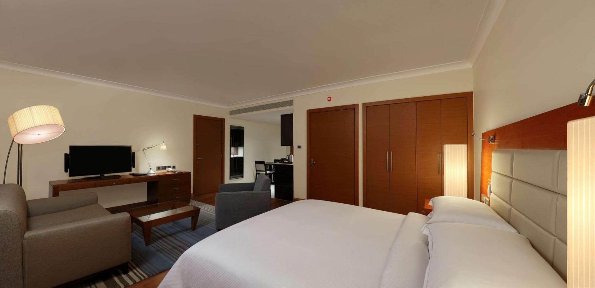 Hilton Embassy Golflinks 5*