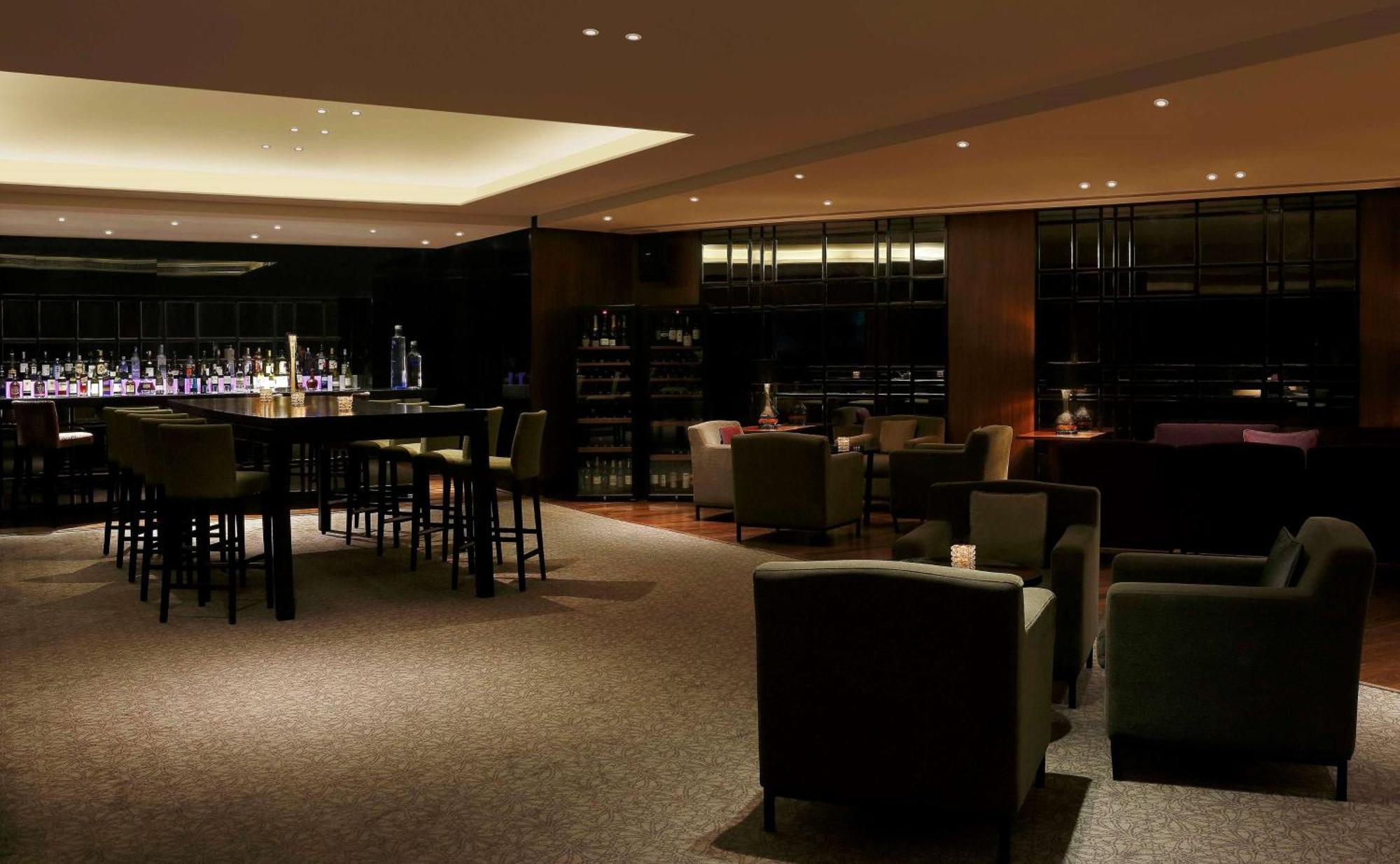 Hilton Embassy Golflinks Hotel Bangalore