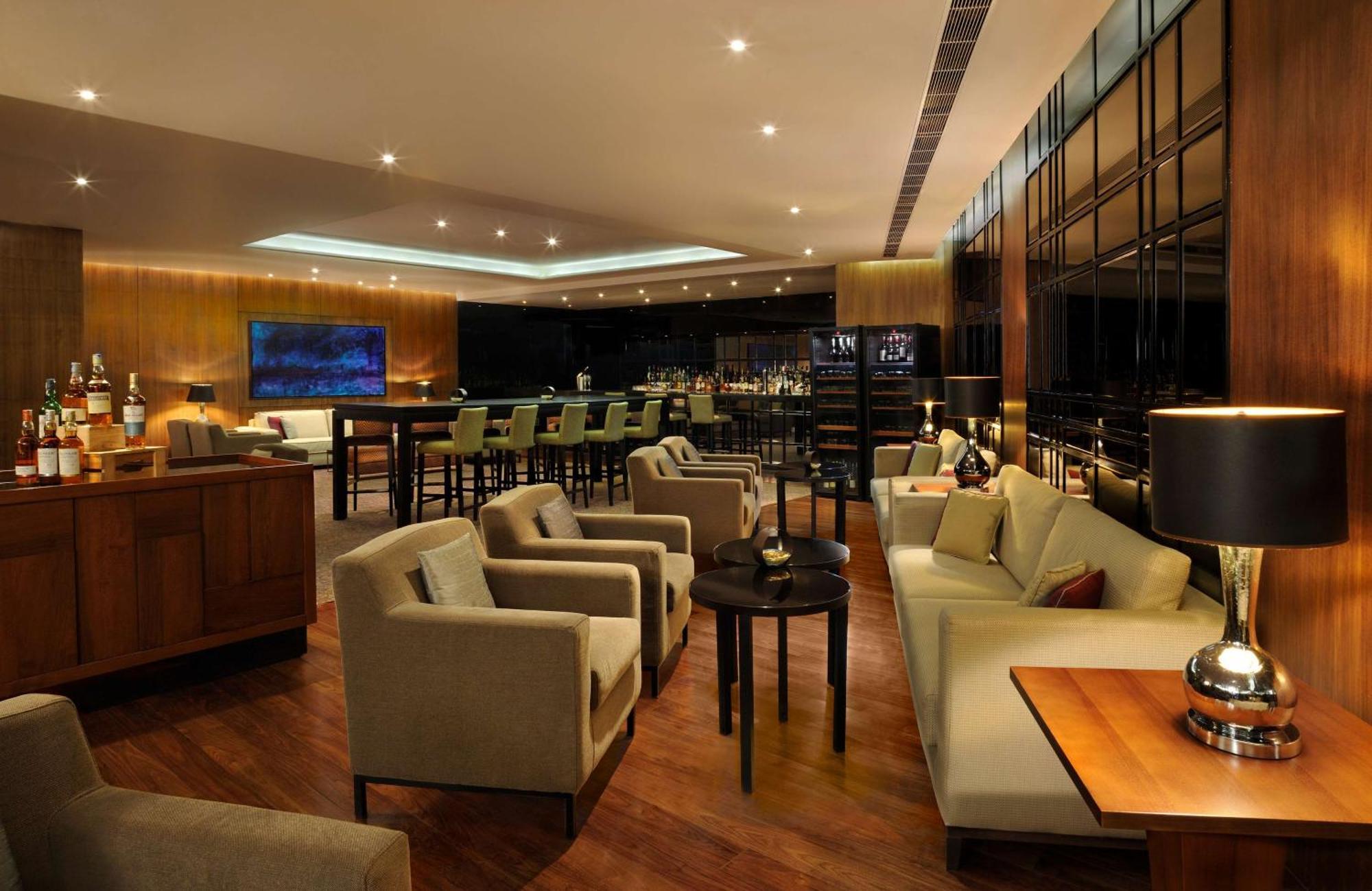 Hilton Embassy Golflinks Hotel