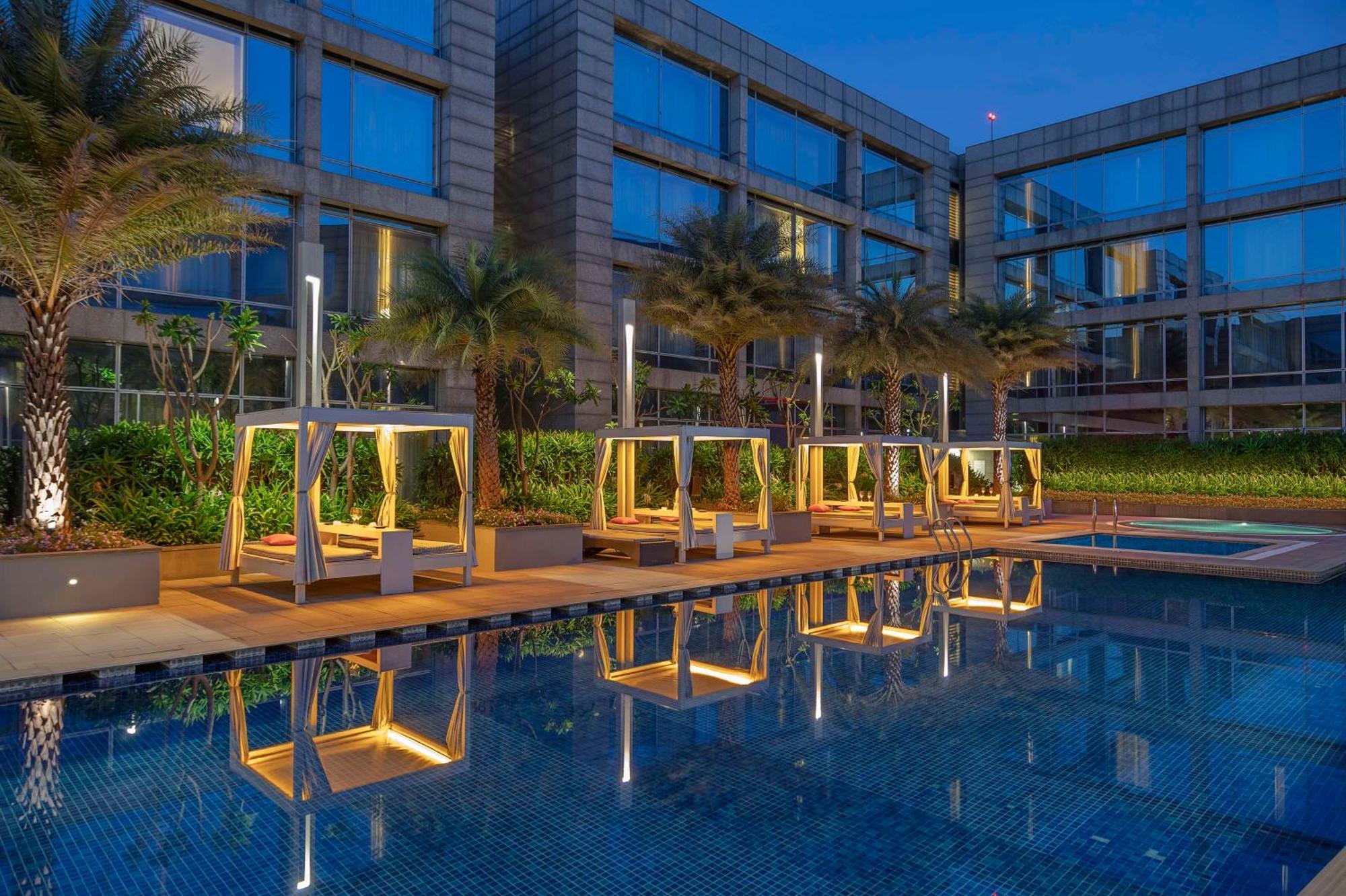 Hilton Embassy Golflinks Hotel Bangalore