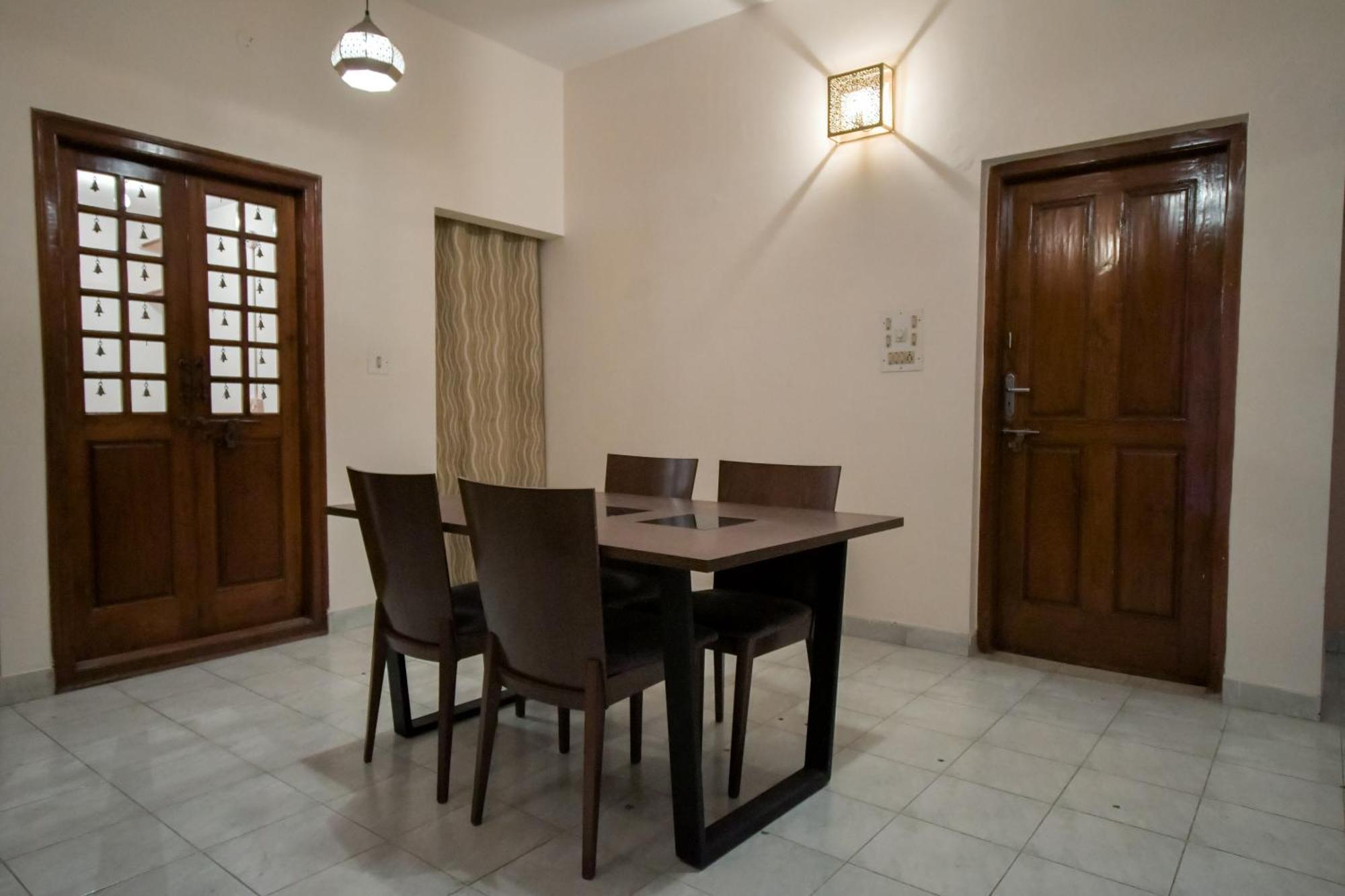 Hospedagem domiciliar Homeslice Nazaara, In Btm *
