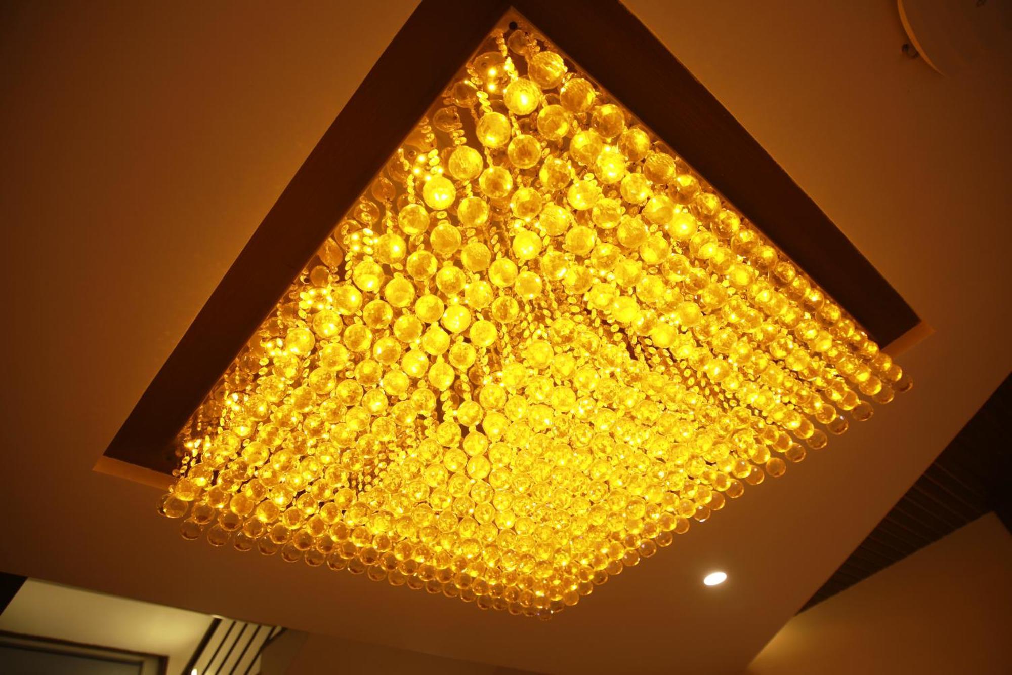 Vishal Grand Luxury 3*