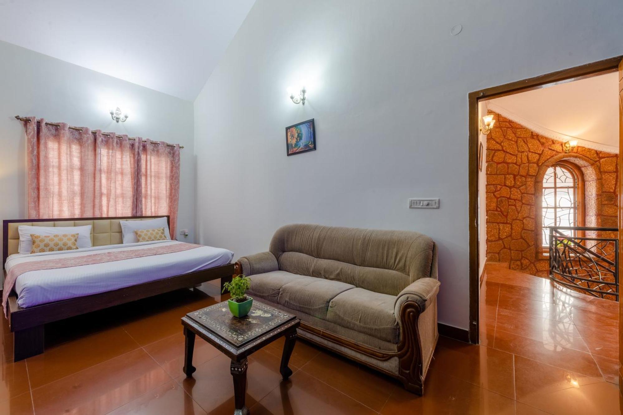 Redstone By Revkeys * Bangalore