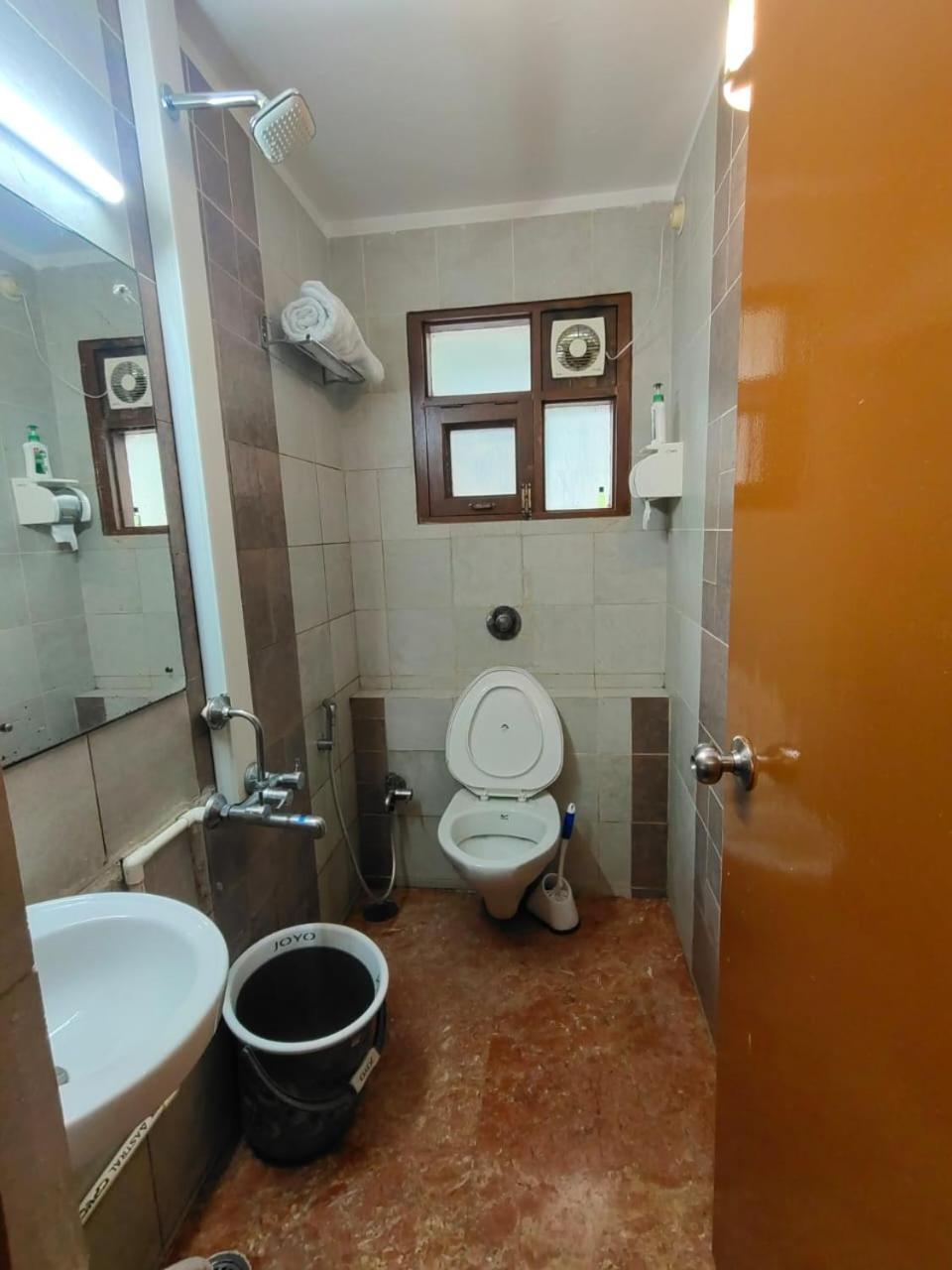 9c By Revkeys Guest house