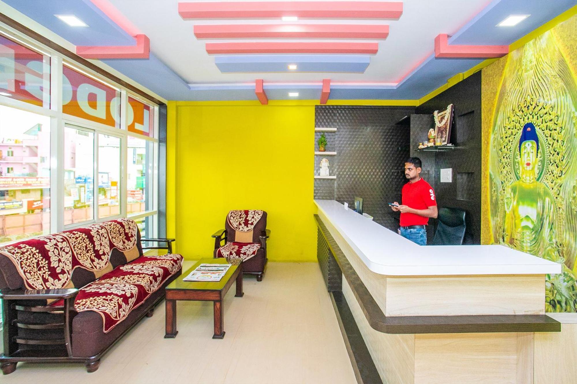 Oyo Flagship Alankar Residency Hotel