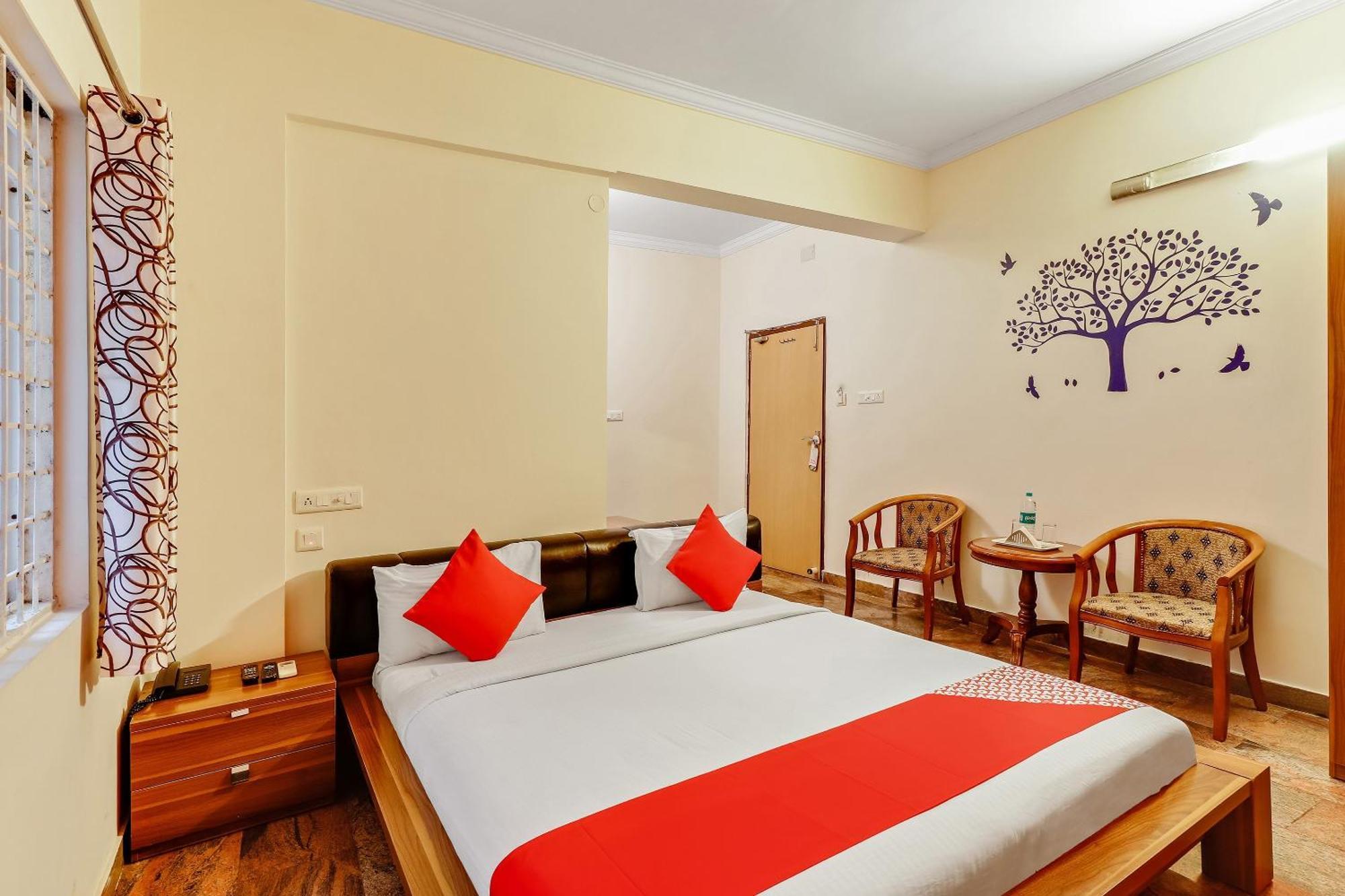 Super Collection O Goyal Residency Hotel