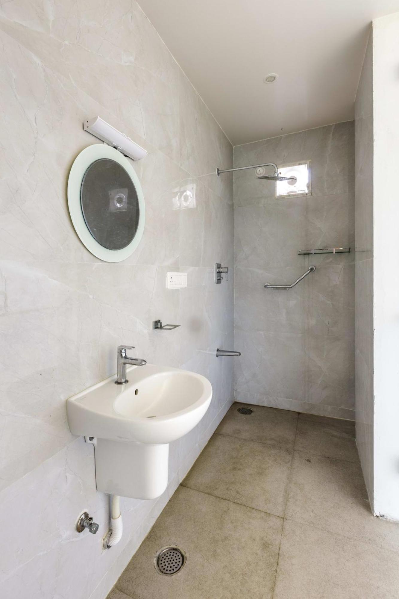 Glass Penthouse In Jayanagar 4th Block 15days Min Apartment
