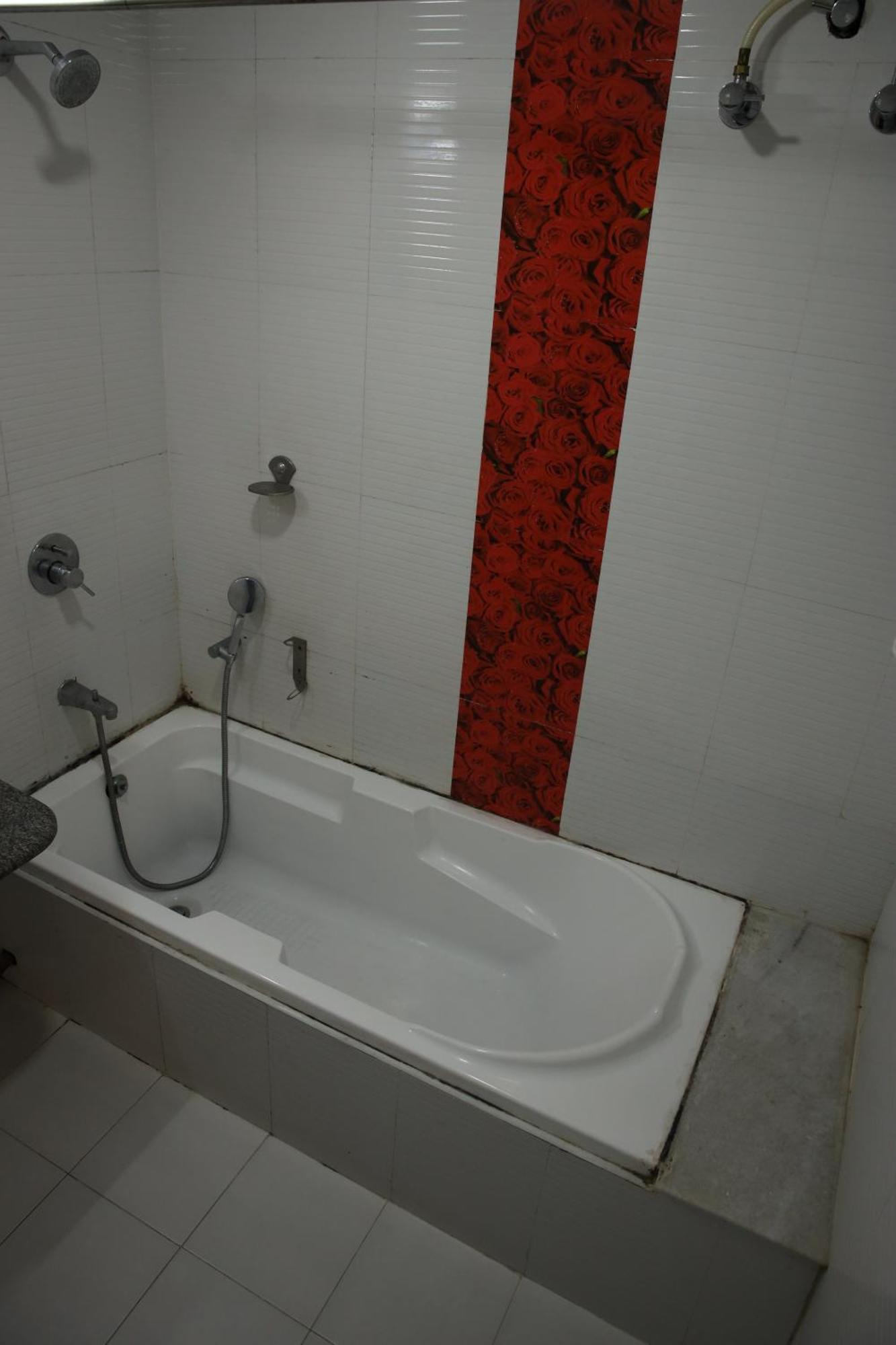 Hotel Olive Zip Road By Embassy Group 3*