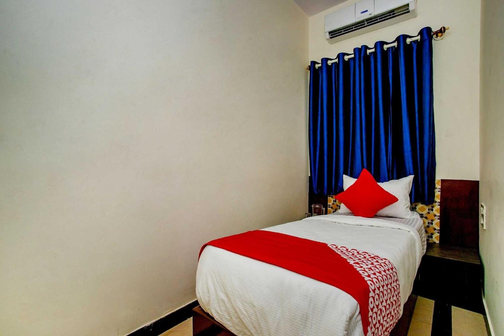 O Gks Residency Hotel 3*
