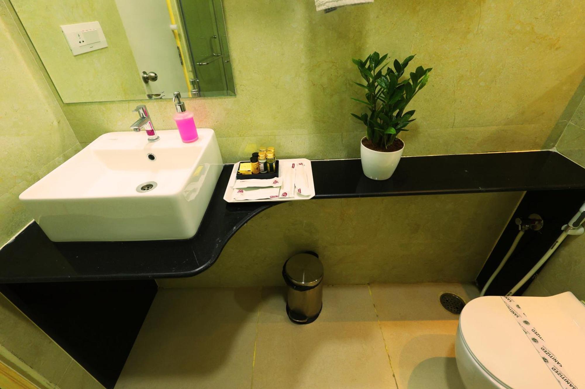 Grand Regency Rajajinagar, Iskcon Temple - Wtc 3*
