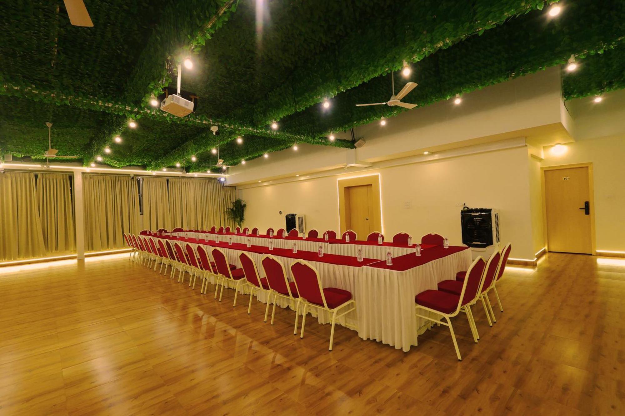 Grand Regency Rajajinagar, Iskcon Temple - Wtc 3* Bangalore