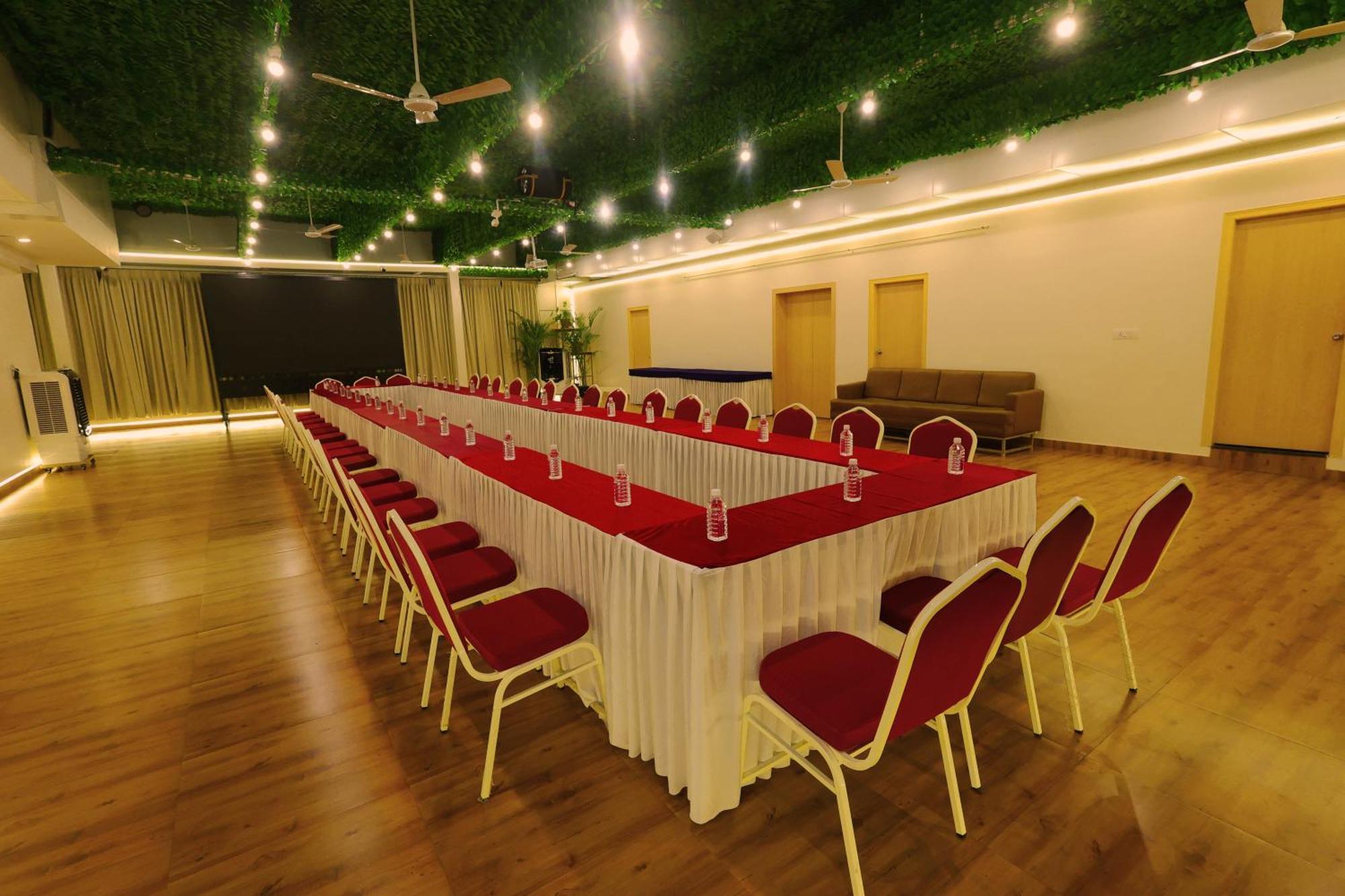 Grand Regency Rajajinagar, Iskcon Temple - Wtc 3* Bangalore