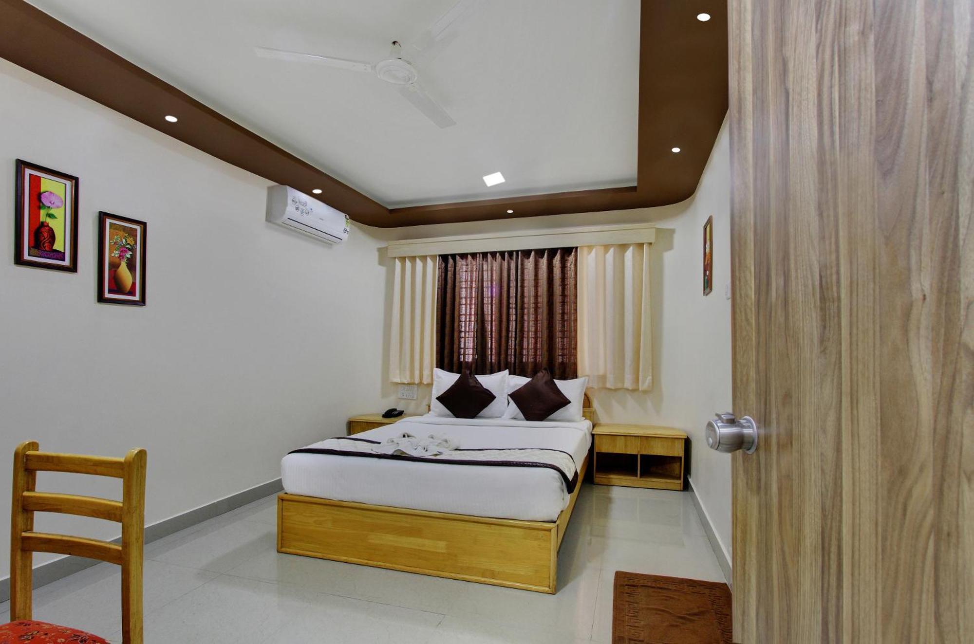 Hotel Bluemoon Comforts