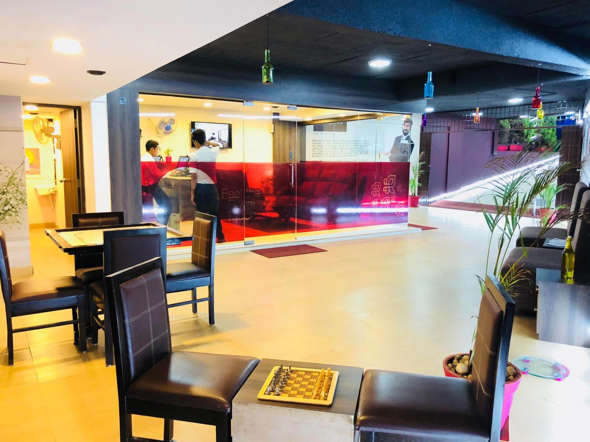 Royal - Electronic 3* Bangalore