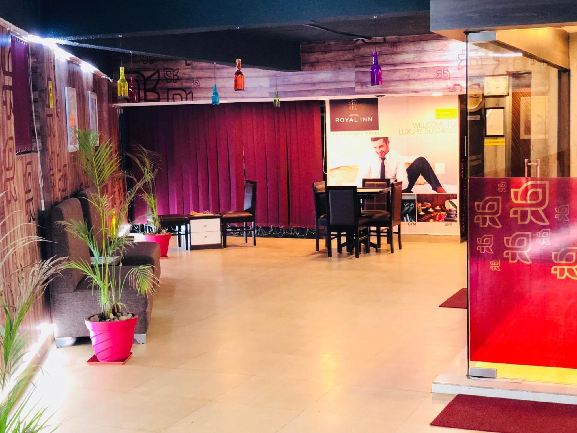 Royal - Electronic Hotel 3*