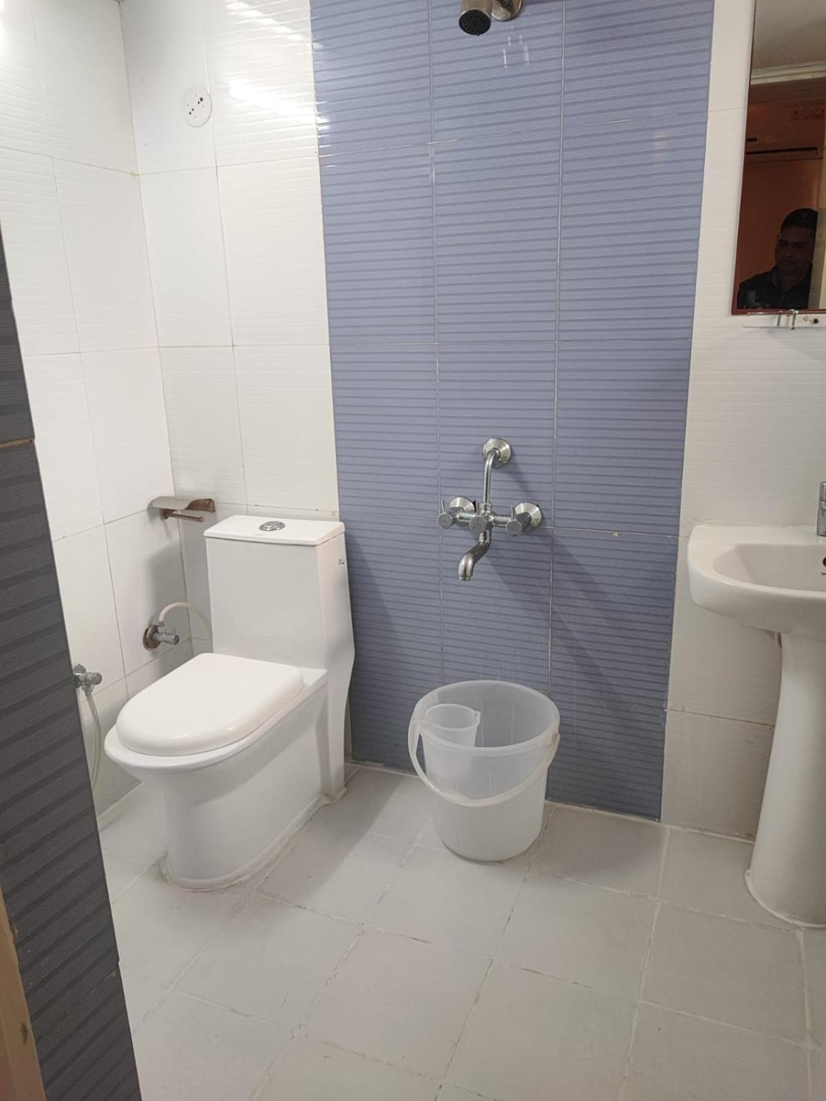 Adi Hospitality And Tours Private Limited Apartment