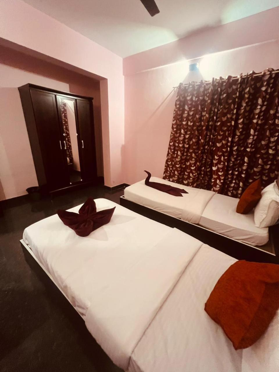 Ghar No 102