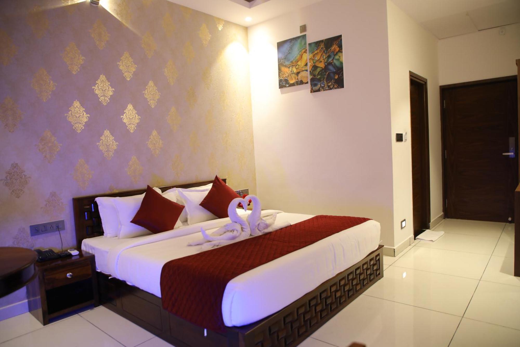 Rajathadri Royal Hotel Bangalore