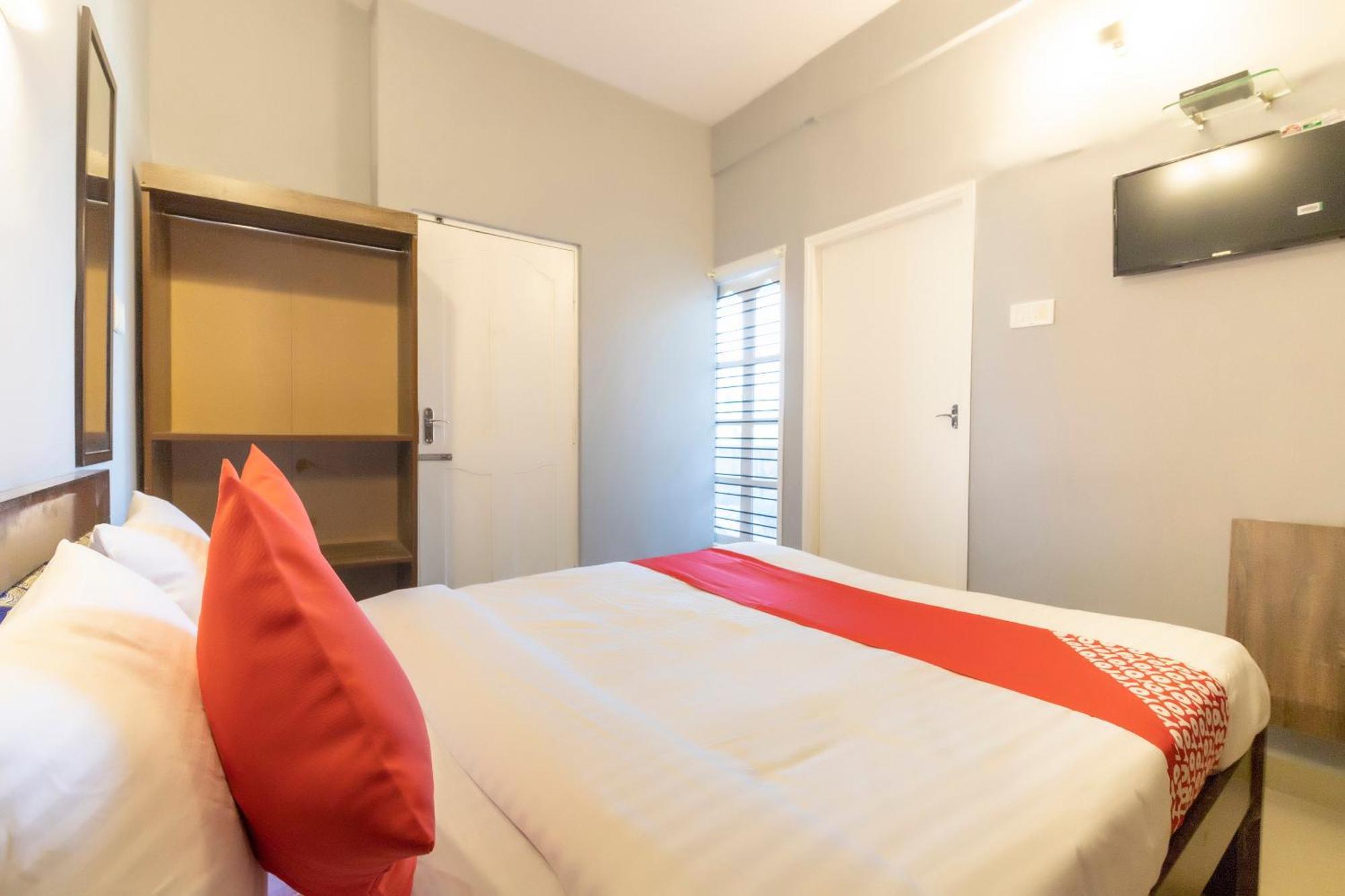 Hotel O Gold Inn Grey Bangalore