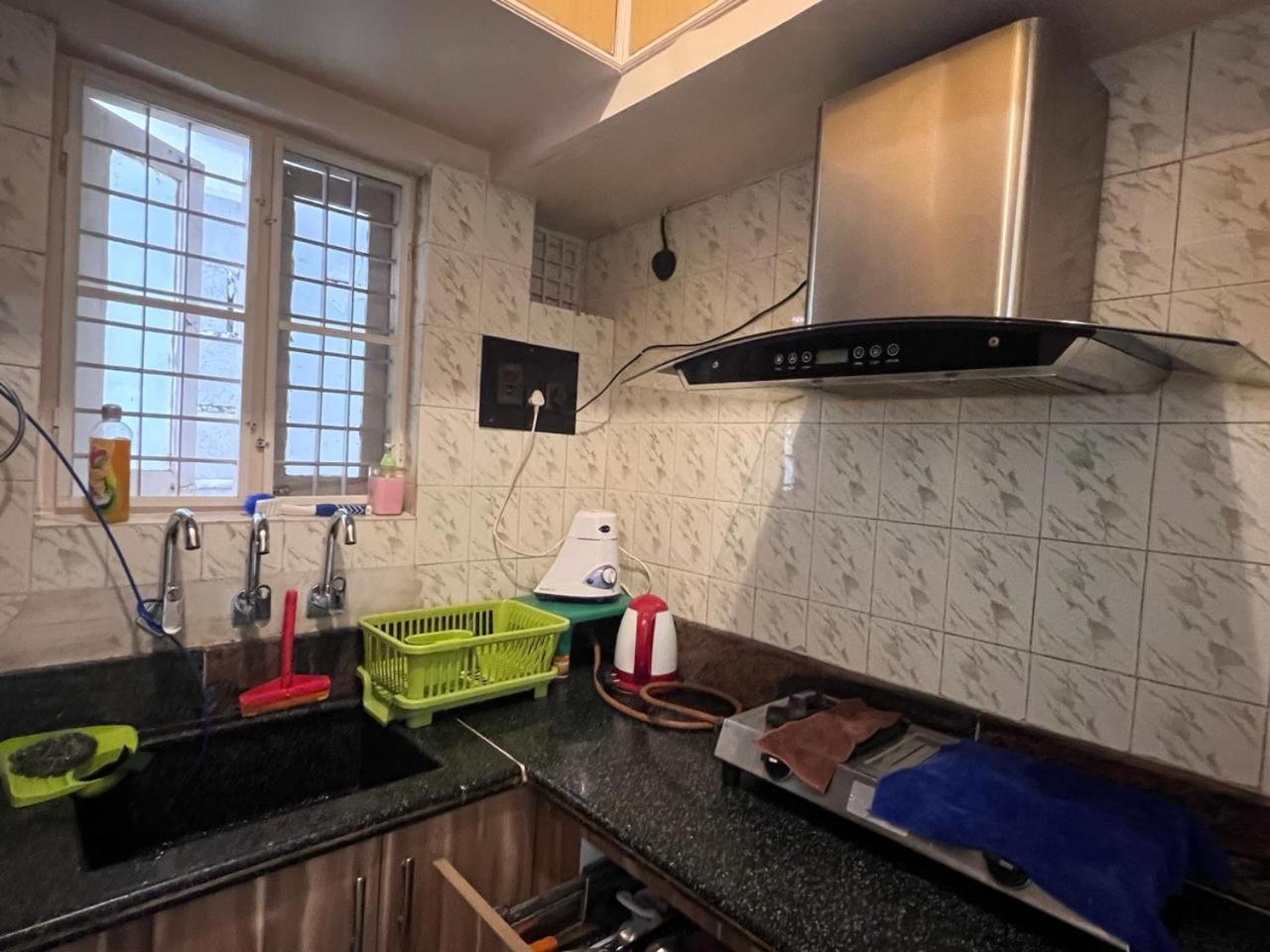 2bhk With Parking & Ample Space *