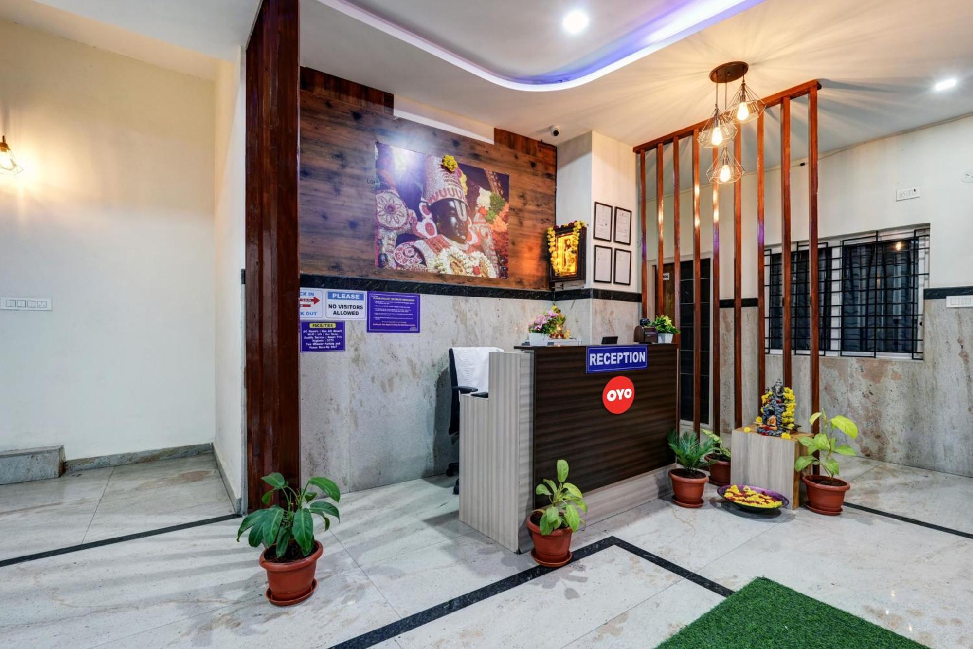 Hotel O Sri Balaji Comforts 4*