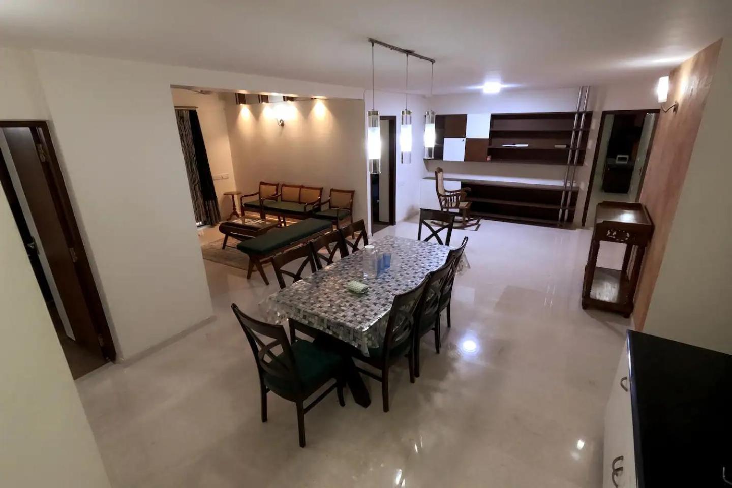 Elegant 3bhk Flat With Garden Apartment